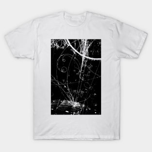 Subatomic particle tracks (A138/0122) T-Shirt